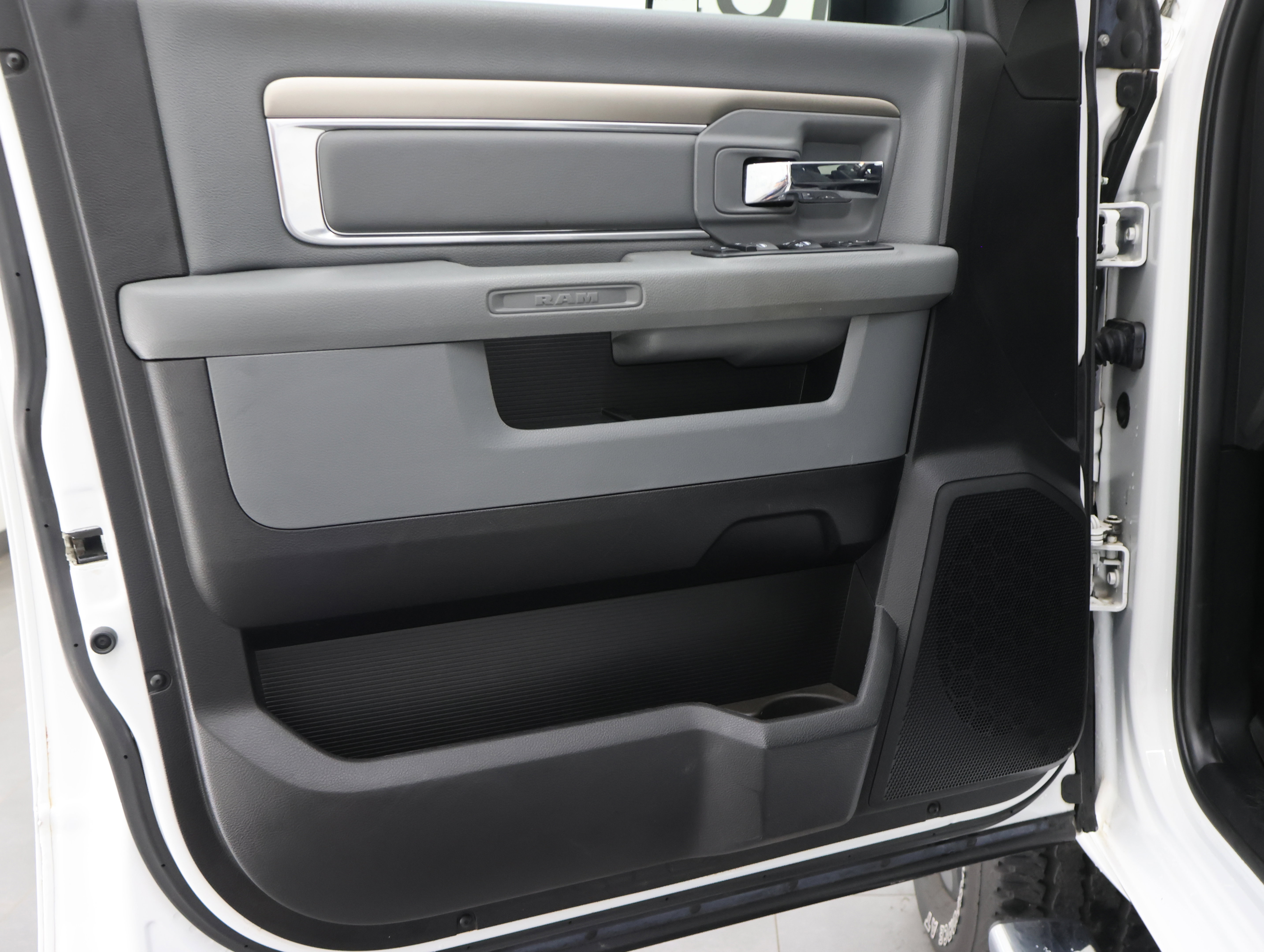 Used 2018 RAM 2500 Big Horn AWD/4WD image 38