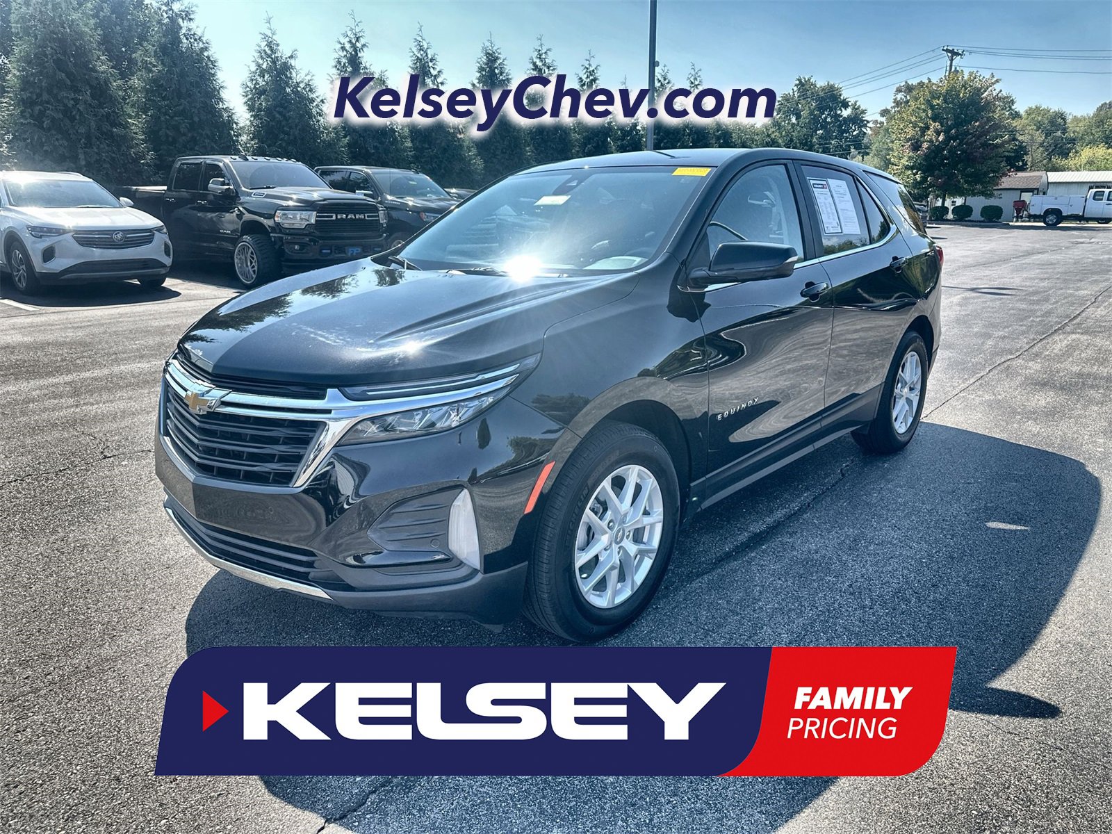 Used 2022 Chevrolet Equinox LT image 1