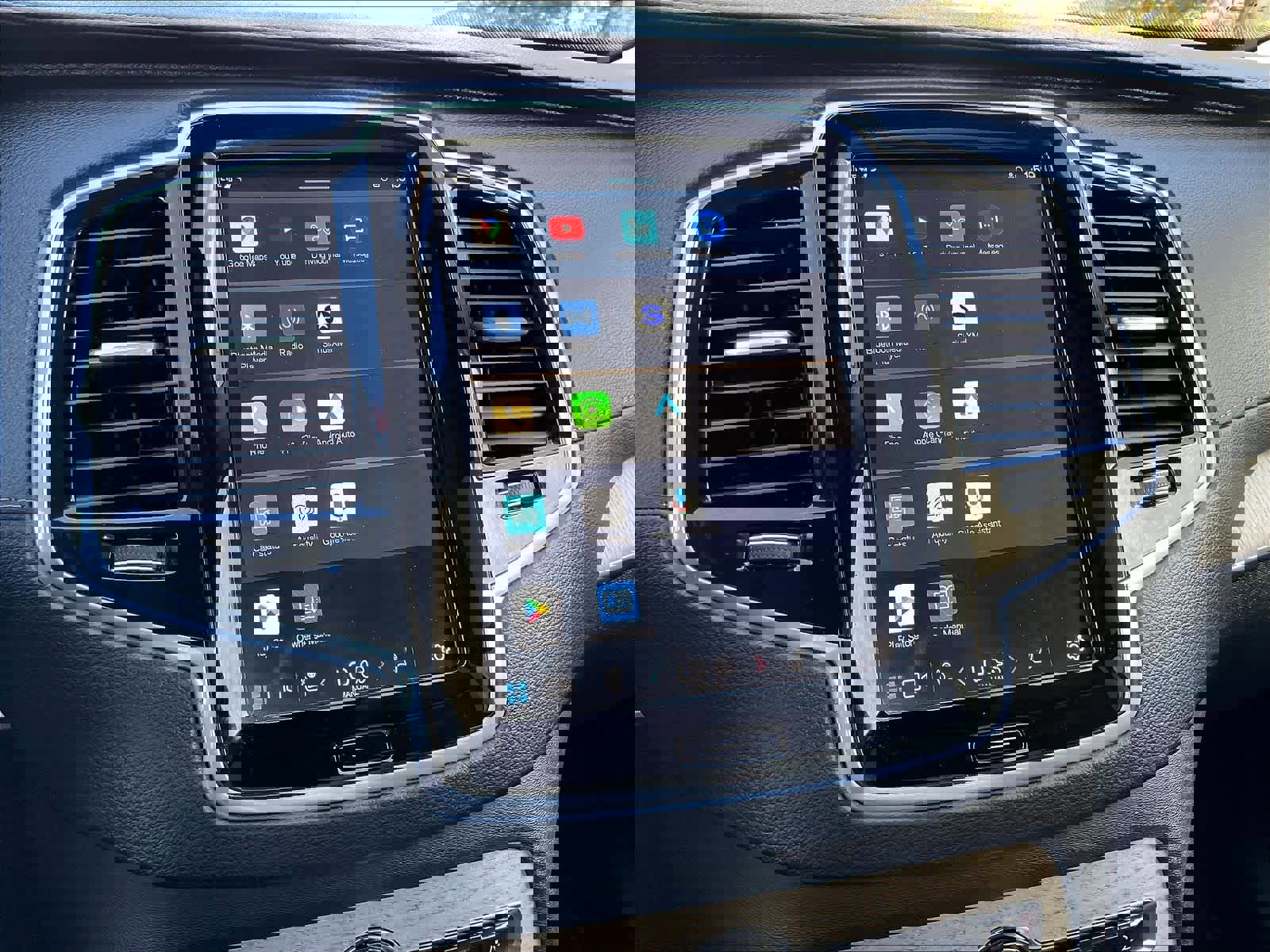 Used 2023 Volvo XC90 B6 Ultimate image 35