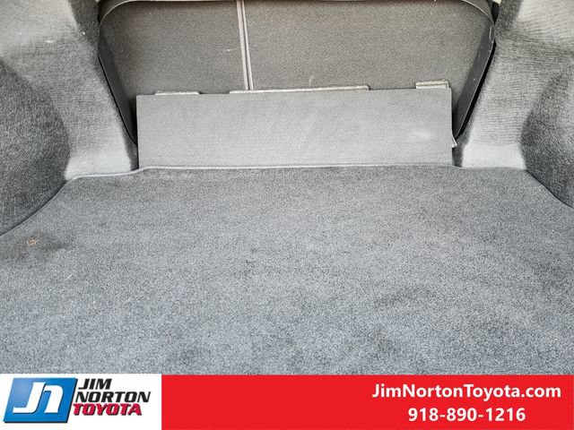 Used 2019 Toyota Camry SE w/ Convenience Package FWD image 32