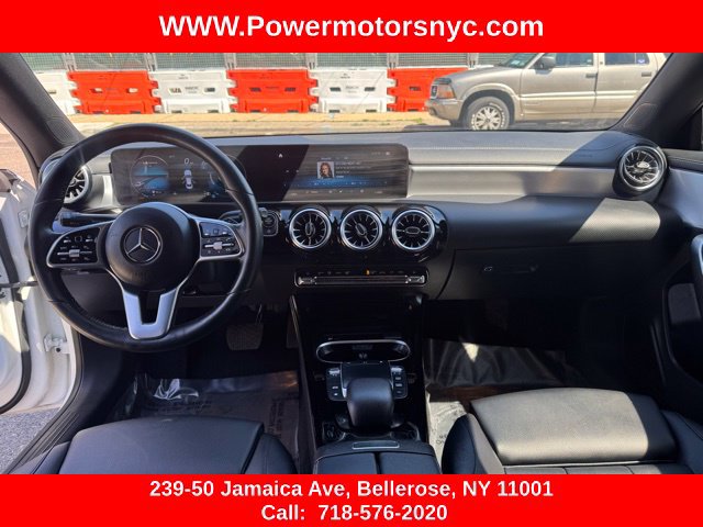 Used 2023 Mercedes-Benz CLA 250 4MATIC w/ Premium Package image 22