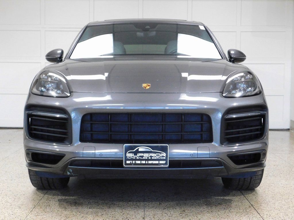 Used 2021 Porsche Cayenne GTS image 3