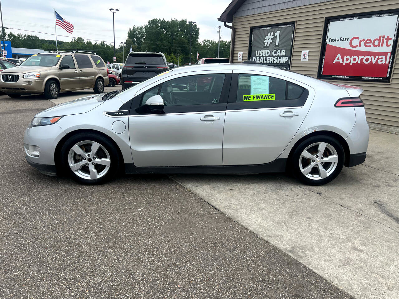 Used 2015 Chevrolet Volt Standard image 8
