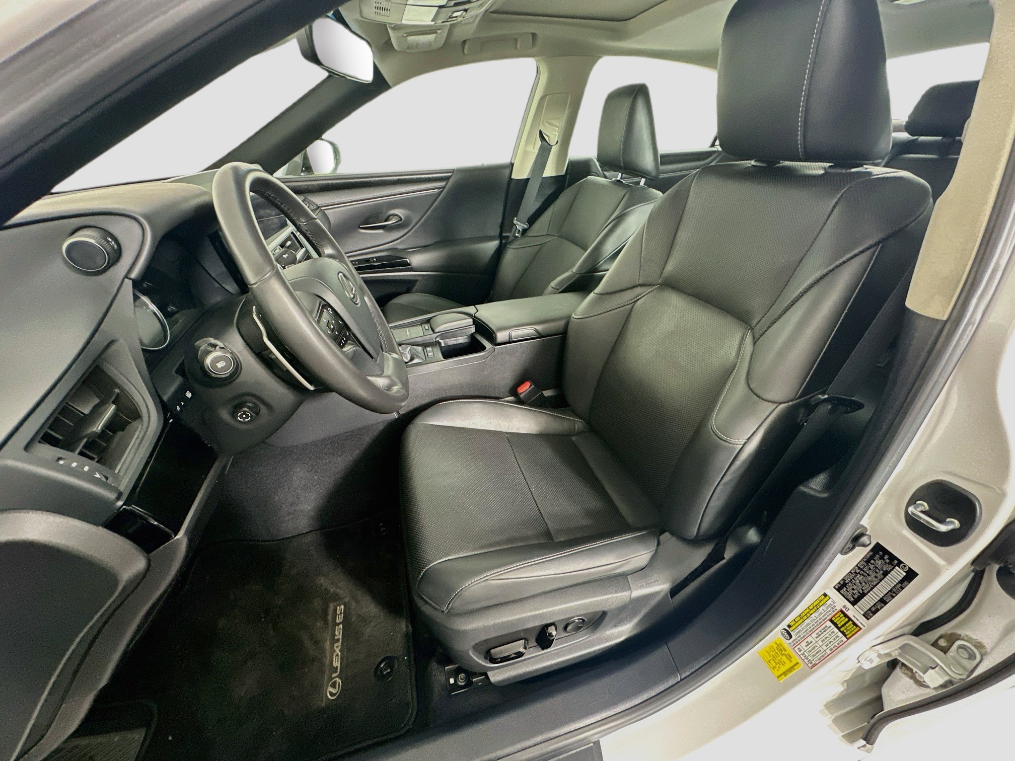Used 2022 Lexus ES 300h w/ Premium Package FWD image 13