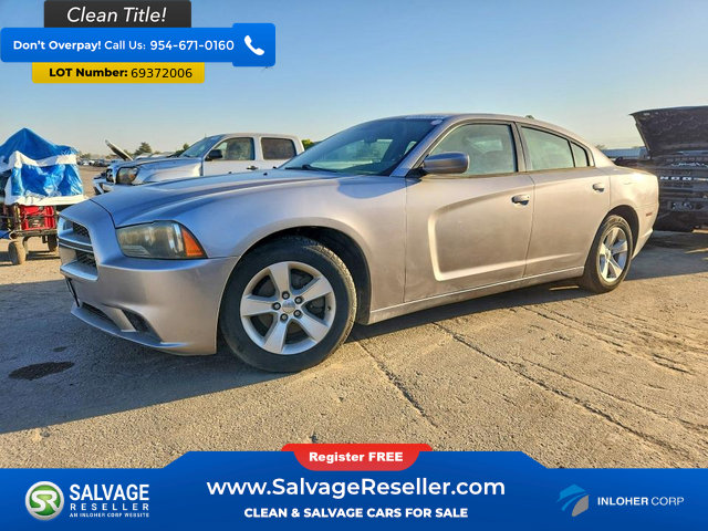 Used 2013 Dodge Charger SE RWD image 1