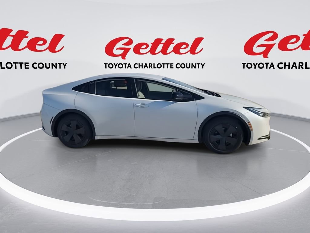 New 2026 Toyota Prius LE image 9