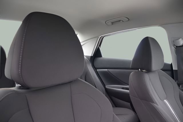 Used 2023 Hyundai Elantra SEL w/ Convenience Package FWD image 16