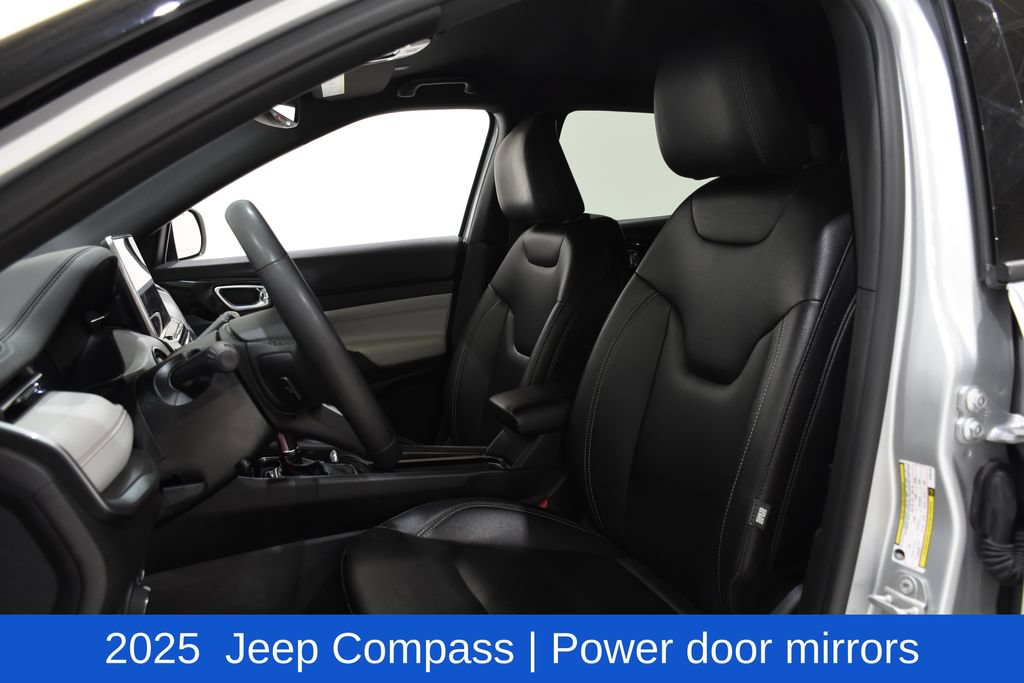 Used 2025 Jeep Compass Limited AWD/4WD image 22