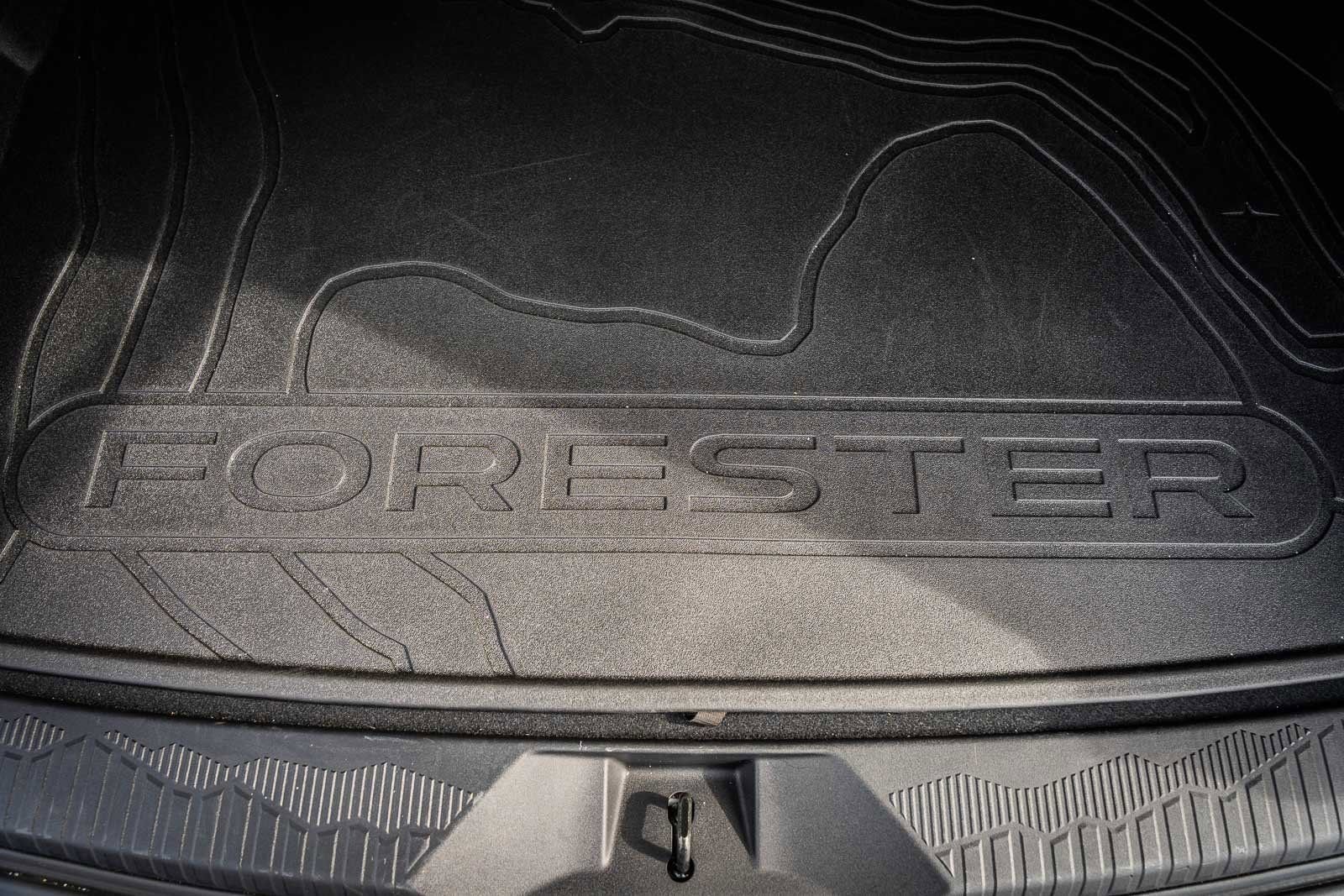 Used 2025 Subaru Forester Premium image 21