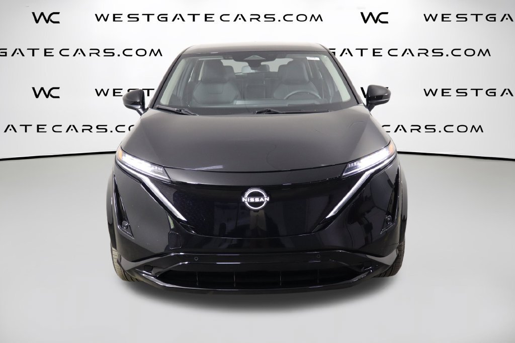 Used 2023 Nissan Ariya AWD image 2