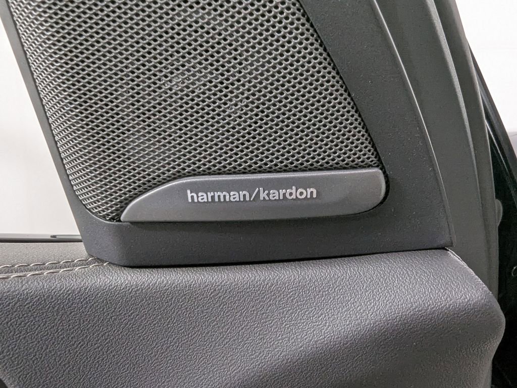 Certified 2024 BMW X5 xDrive40i w/ M Sport Package image 19