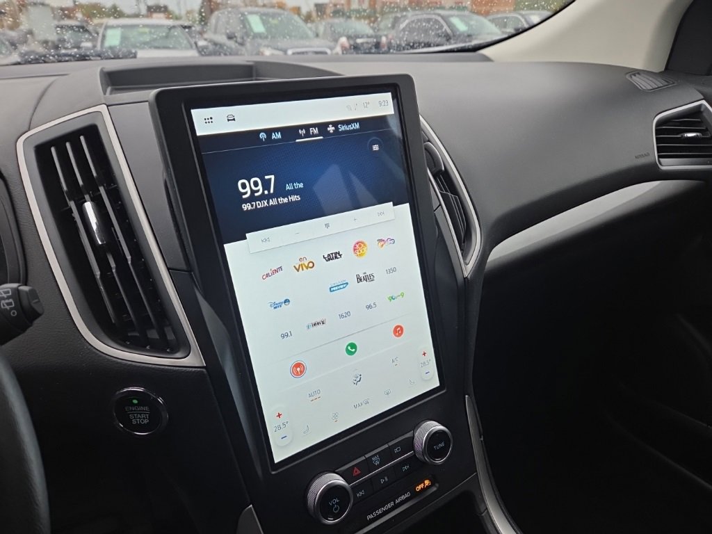 Used 2024 Ford Edge SEL image 24