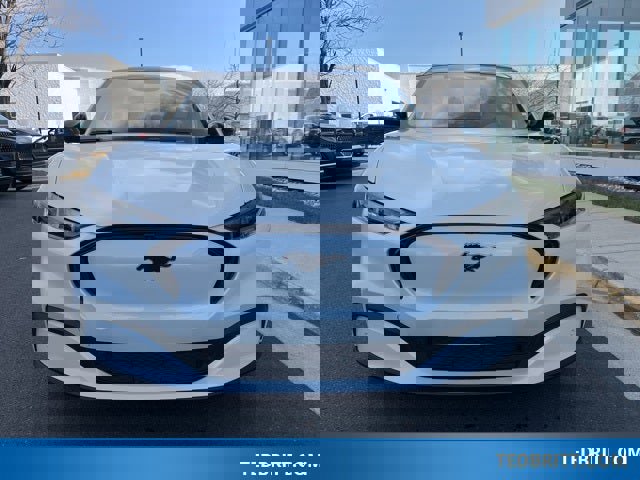 Used 2025 Ford Mustang Mach-E Premium image 2