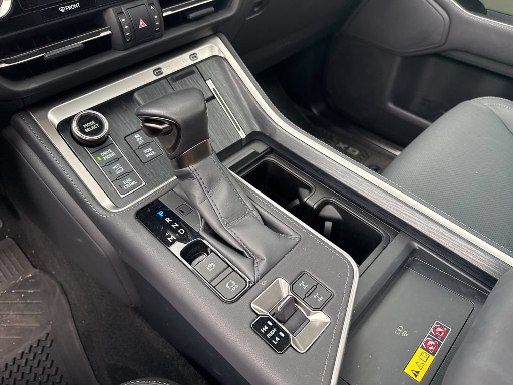 Used 2025 Lexus GX 550 AWD/4WD image 31