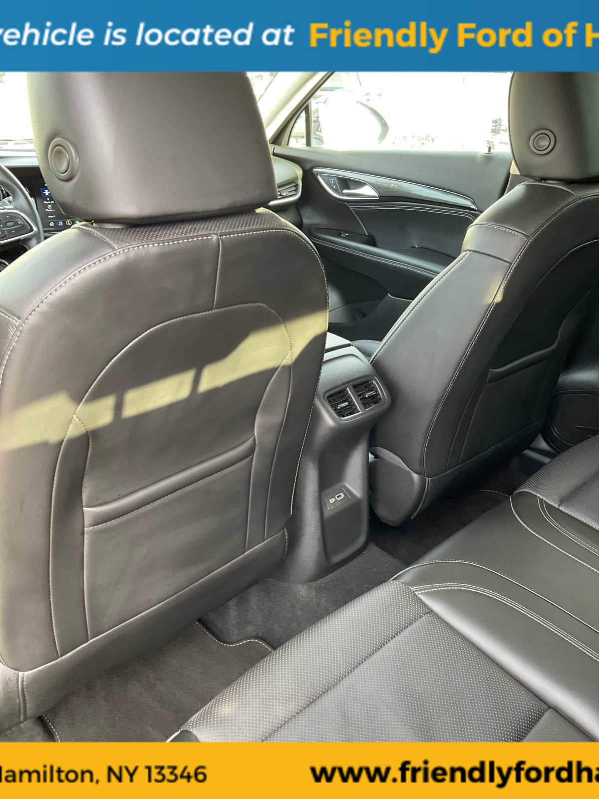 Used 2023 Buick Envision Essence image 34