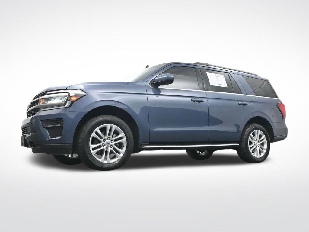 Used 2022 Ford Expedition XLT image 32