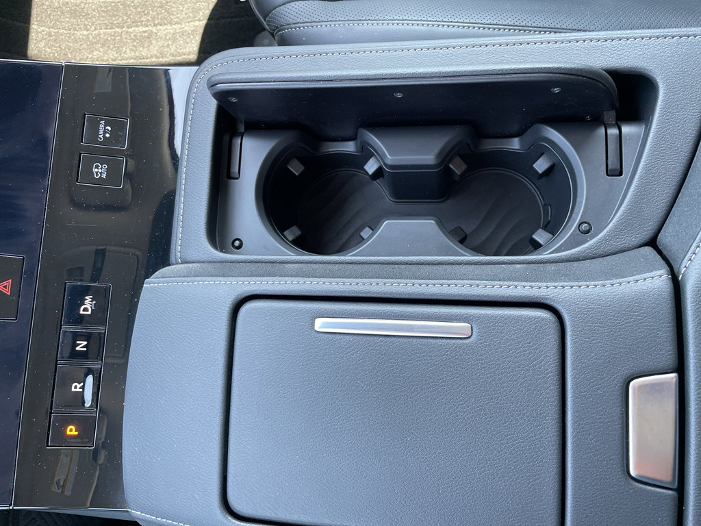 Used 2025 INFINITI QX80 Sensory image 19