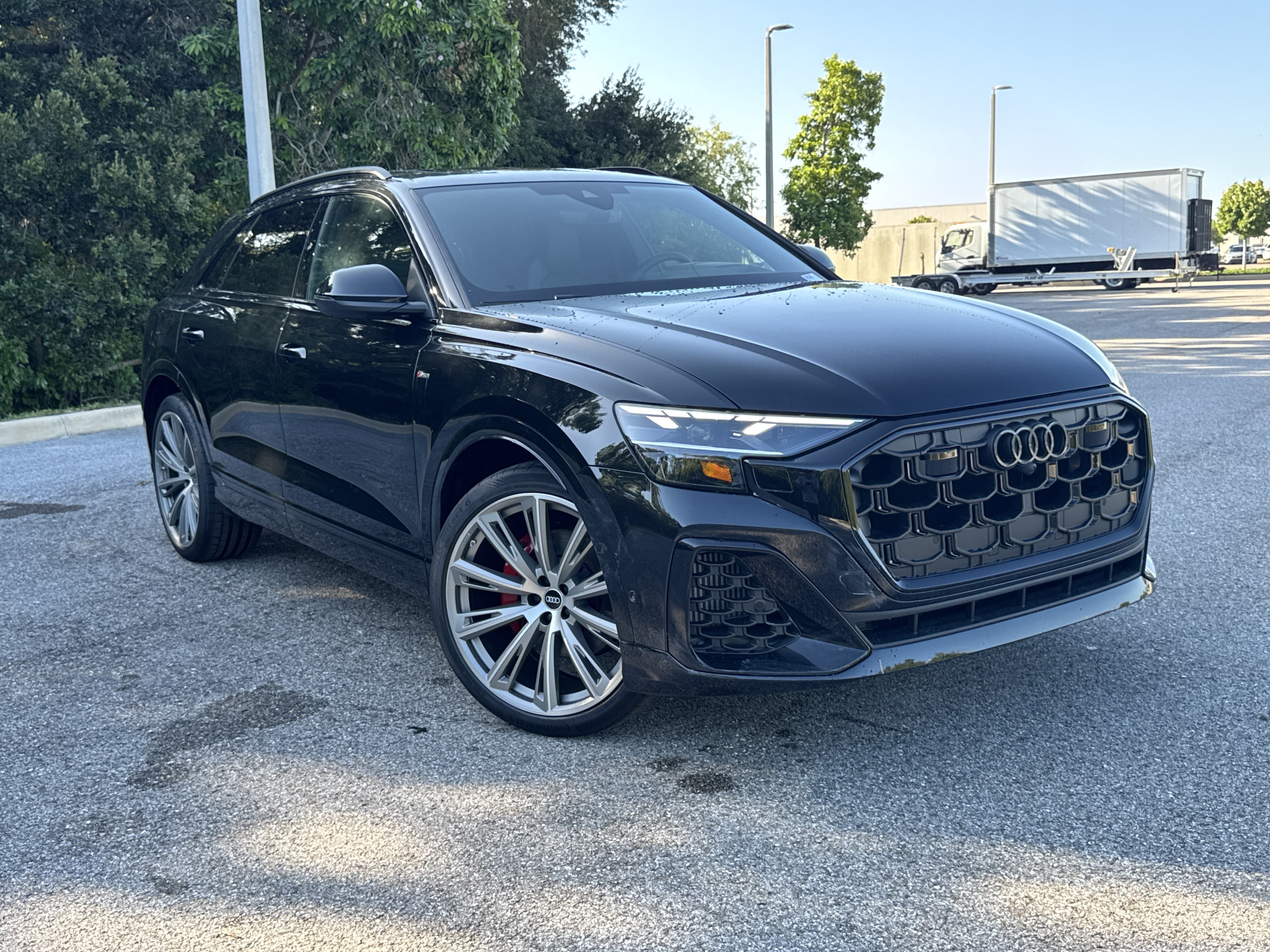 New 2026 Audi Q8 Prestige