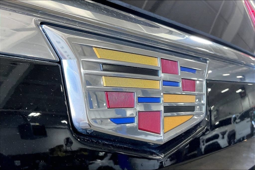 Used 2024 Cadillac Escalade ESV Premium Luxury AWD/4WD image 39