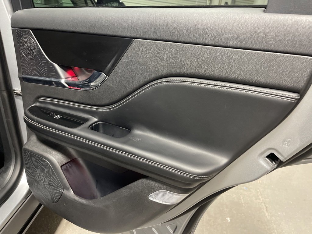 Used 2024 Lincoln Corsair Reserve w/ Equipment Group 201A image 12