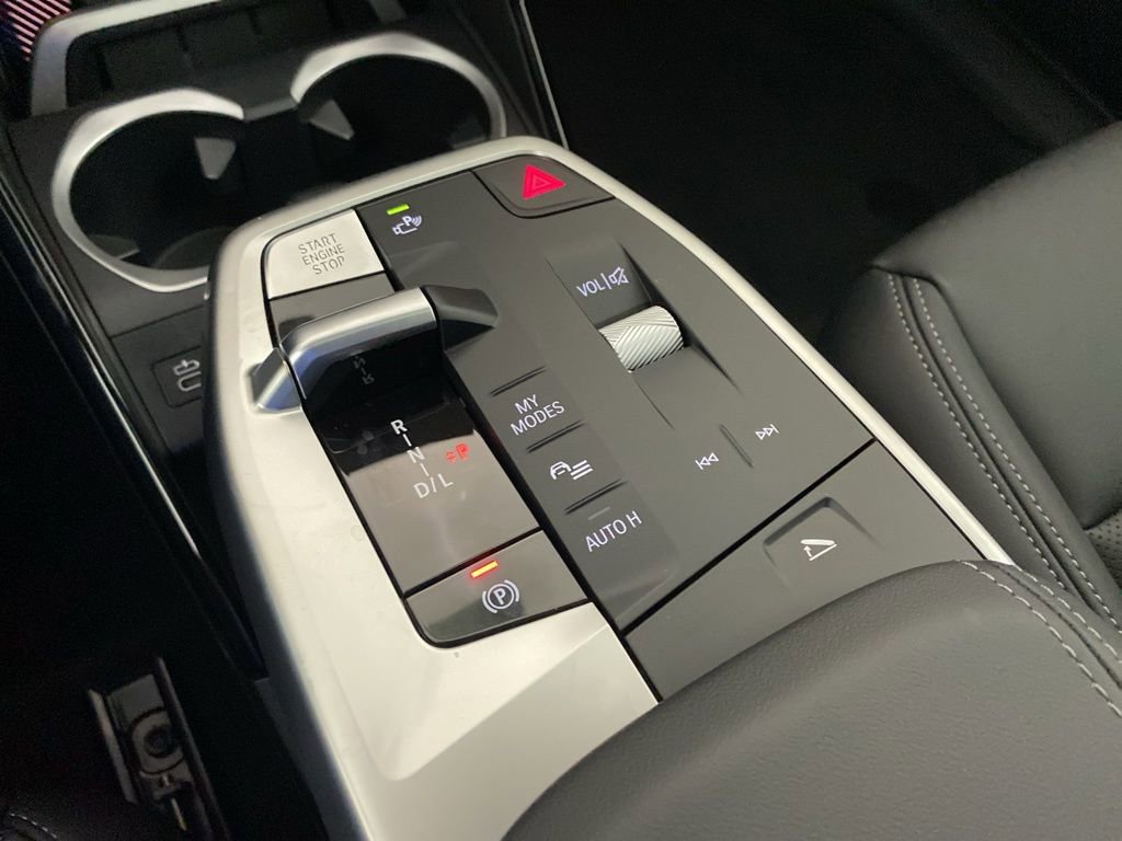 New 2026 BMW X1 xDrive28i AWD/4WD image 11