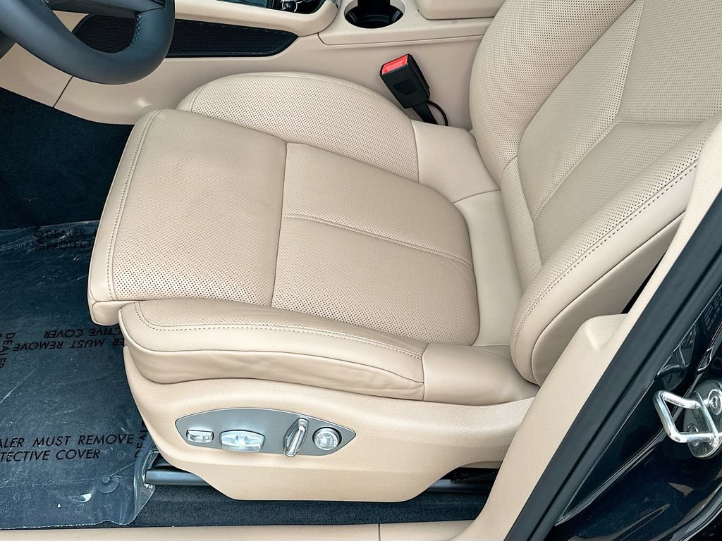 New 2026 Porsche Macan S AWD/4WD image 22