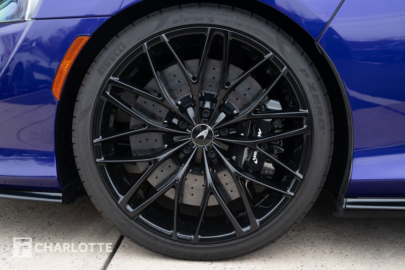 Used 2022 McLaren GT image 15