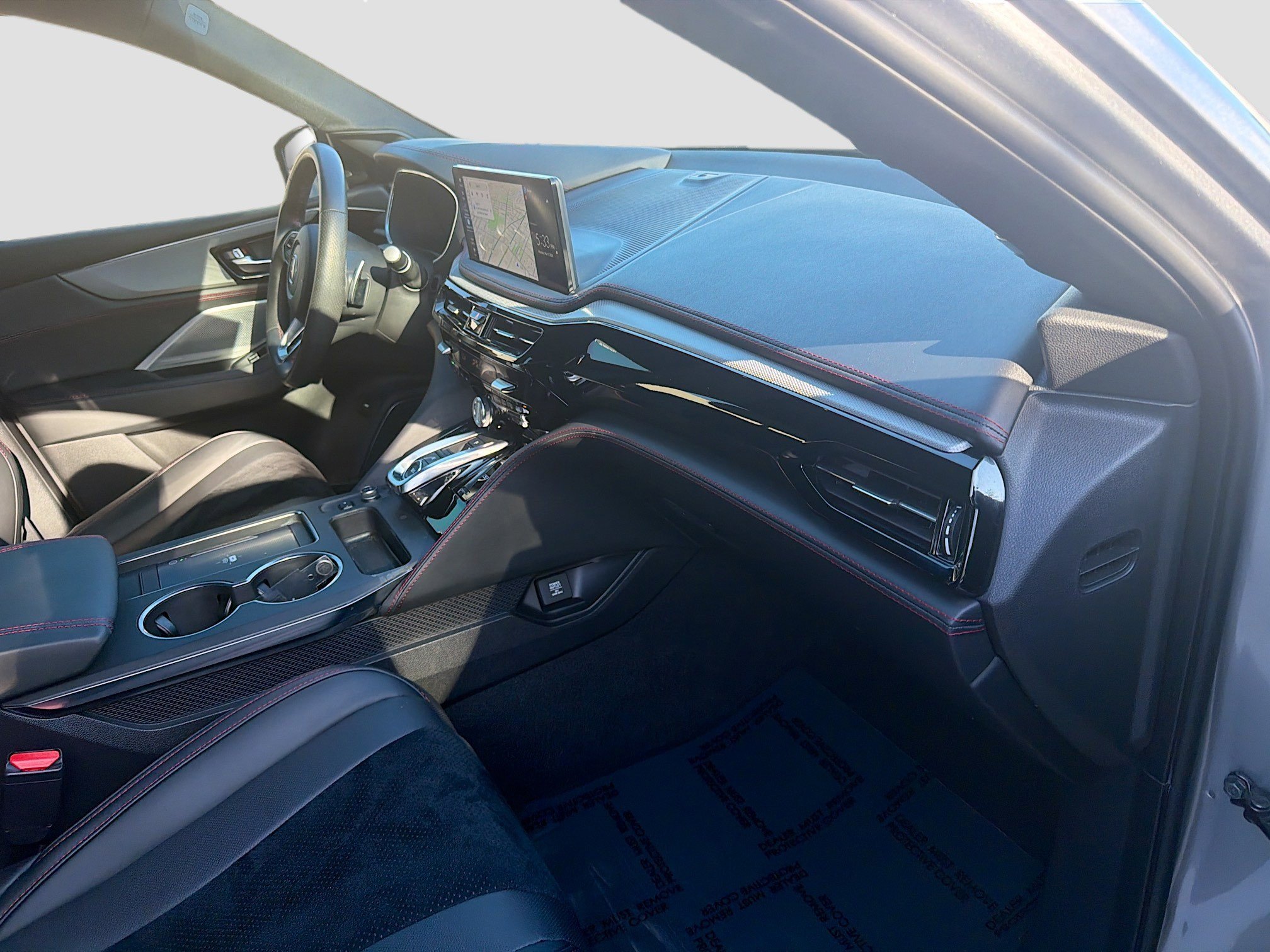 Used 2025 Acura MDX A-Spec image 33