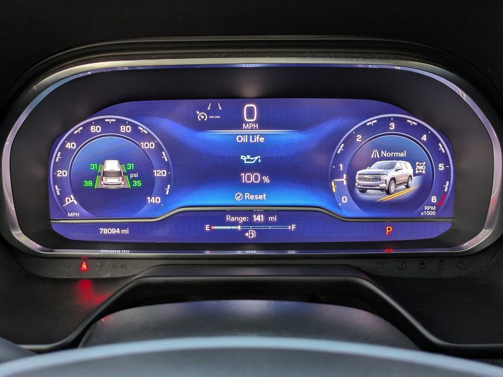 Used 2023 Chevrolet Tahoe Z71 w/ Luxury Package AWD/4WD image 30