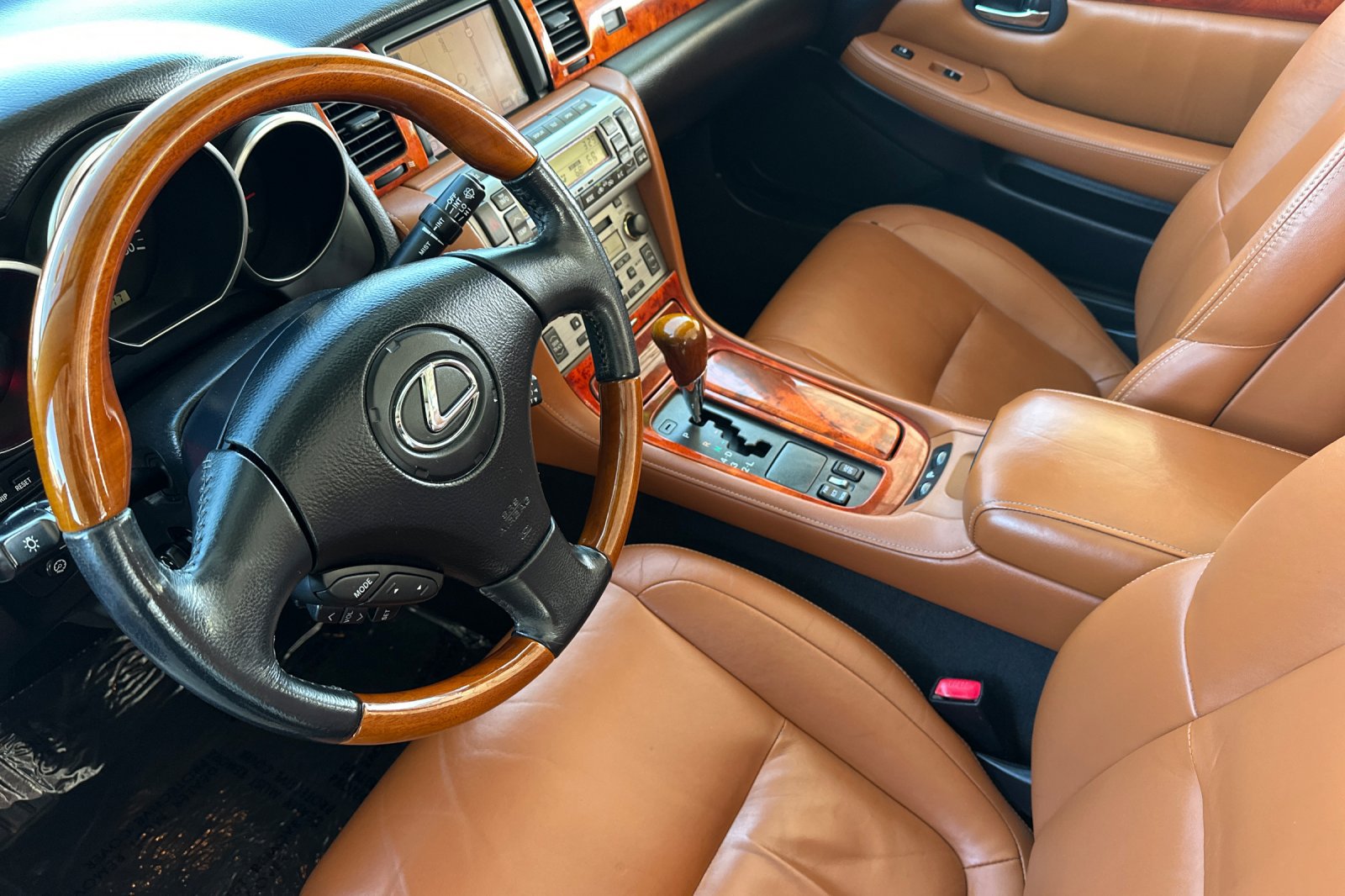 Used 2005 Lexus SC 430 Convertible w/ Preferred Accessory Pkg RWD image 11