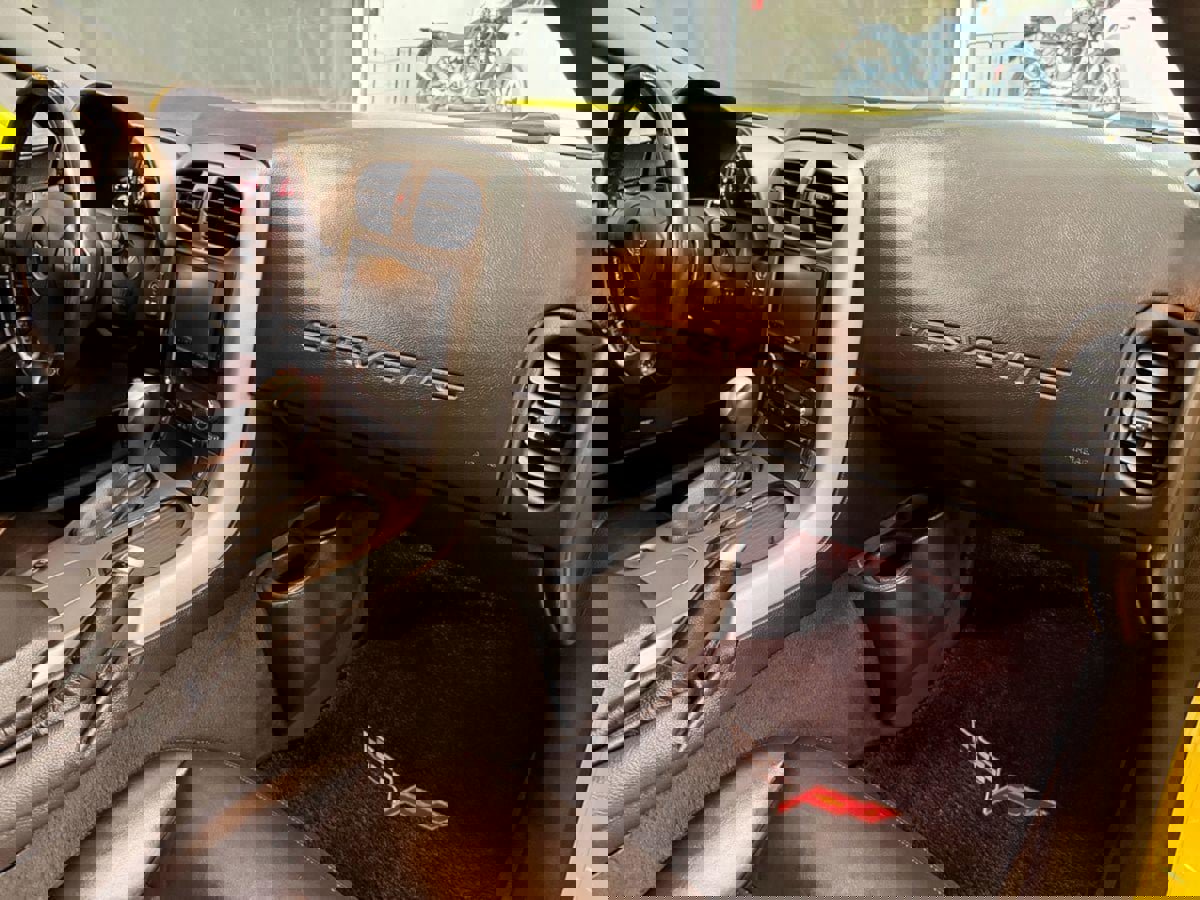 Used 2006 Chevrolet Corvette Convertible w/ Preferred Equipment Group image 19