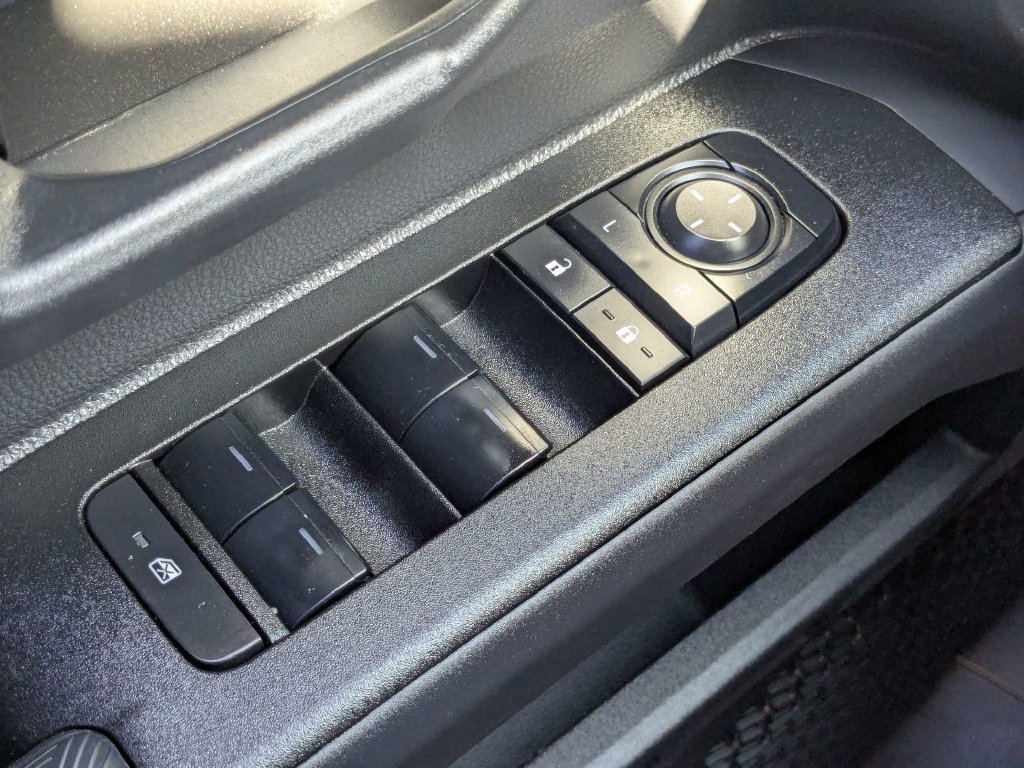 Used 2025 Toyota 4Runner SR5 RWD image 28