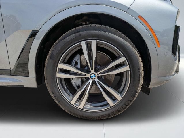 Used 2023 BMW X7 xDrive40i w/ Executive Package AWD/4WD image 10