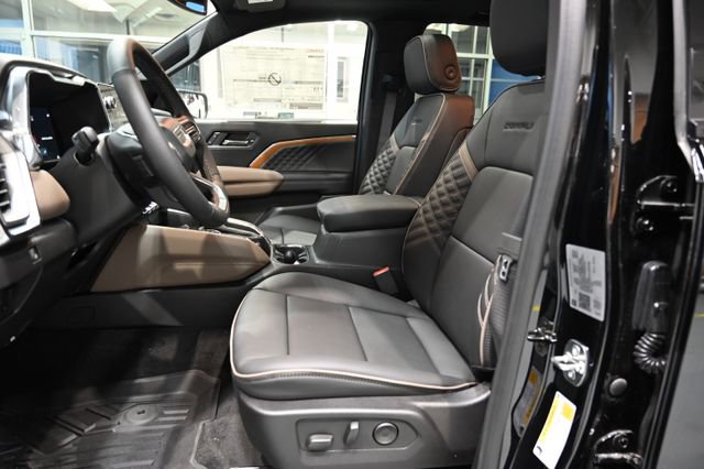 New 2026 GMC Canyon Denali image 11