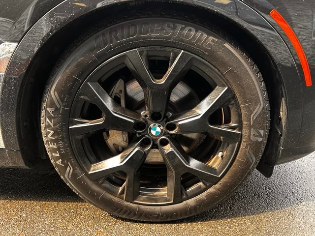 Used 2024 BMW X7 xDrive40i w/ Premium Package AWD/4WD image 37
