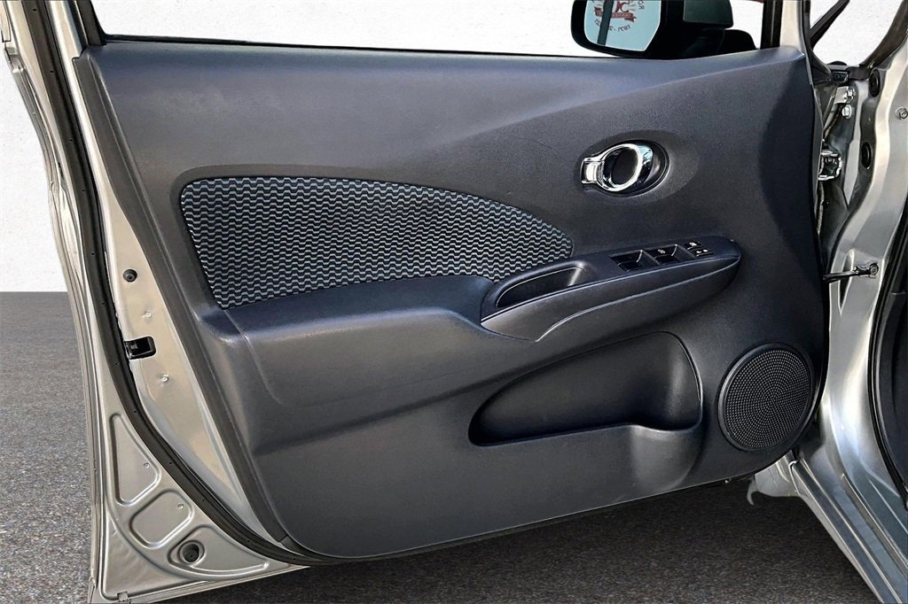 Used 2014 Nissan Versa Note SV image 27