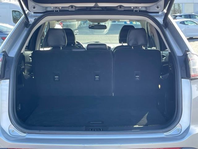 Used 2017 Ford Edge SEL image 24