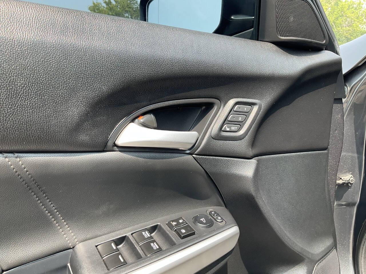 Used 2013 Honda Crosstour EX-L image 30