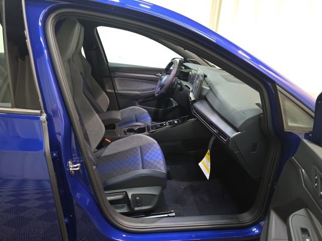 New 2026 Volkswagen Golf w/ Euro Style Package AWD/4WD image 32