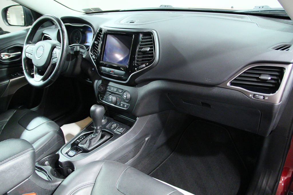 Used 2019 Jeep Cherokee Limited AWD/4WD image 20