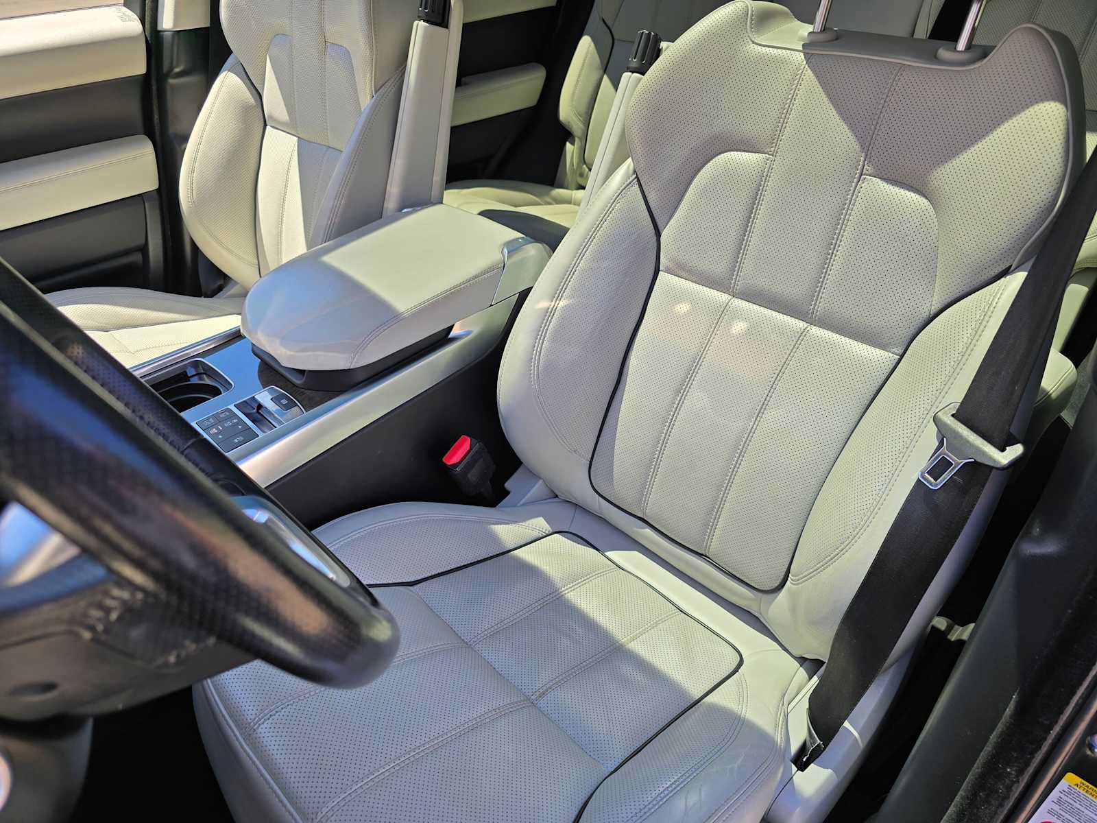 Used 2016 Land Rover Range Rover Sport HSE AWD/4WD image 21