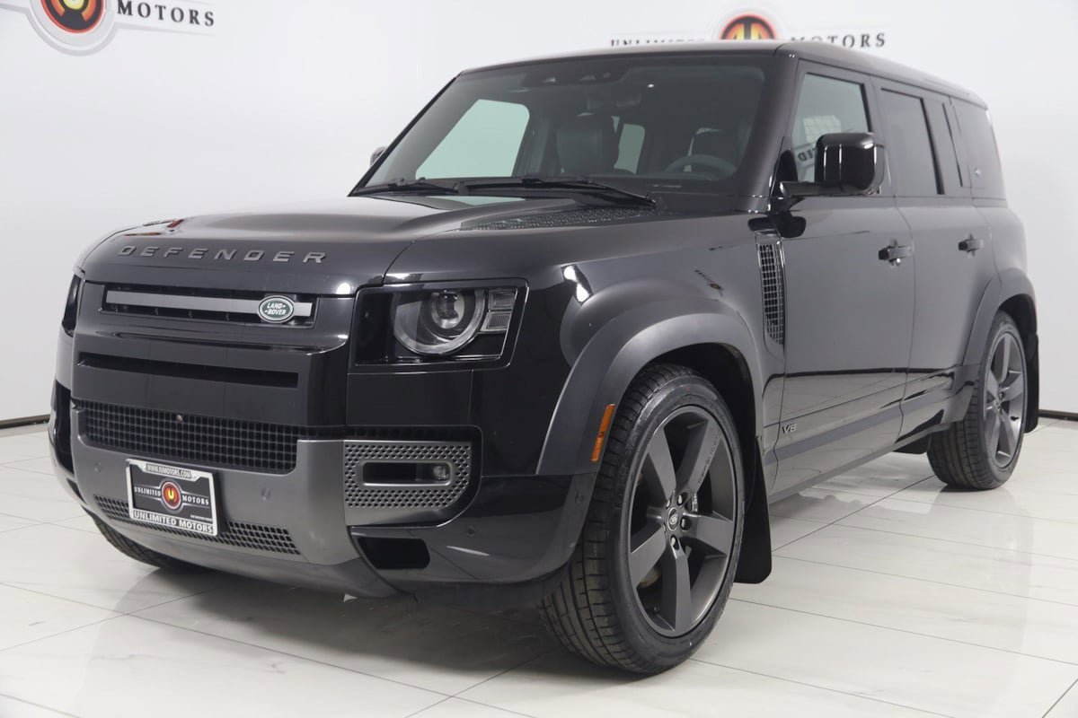 Used 2023 Land Rover Defender 110 V8 AWD/4WD image 5