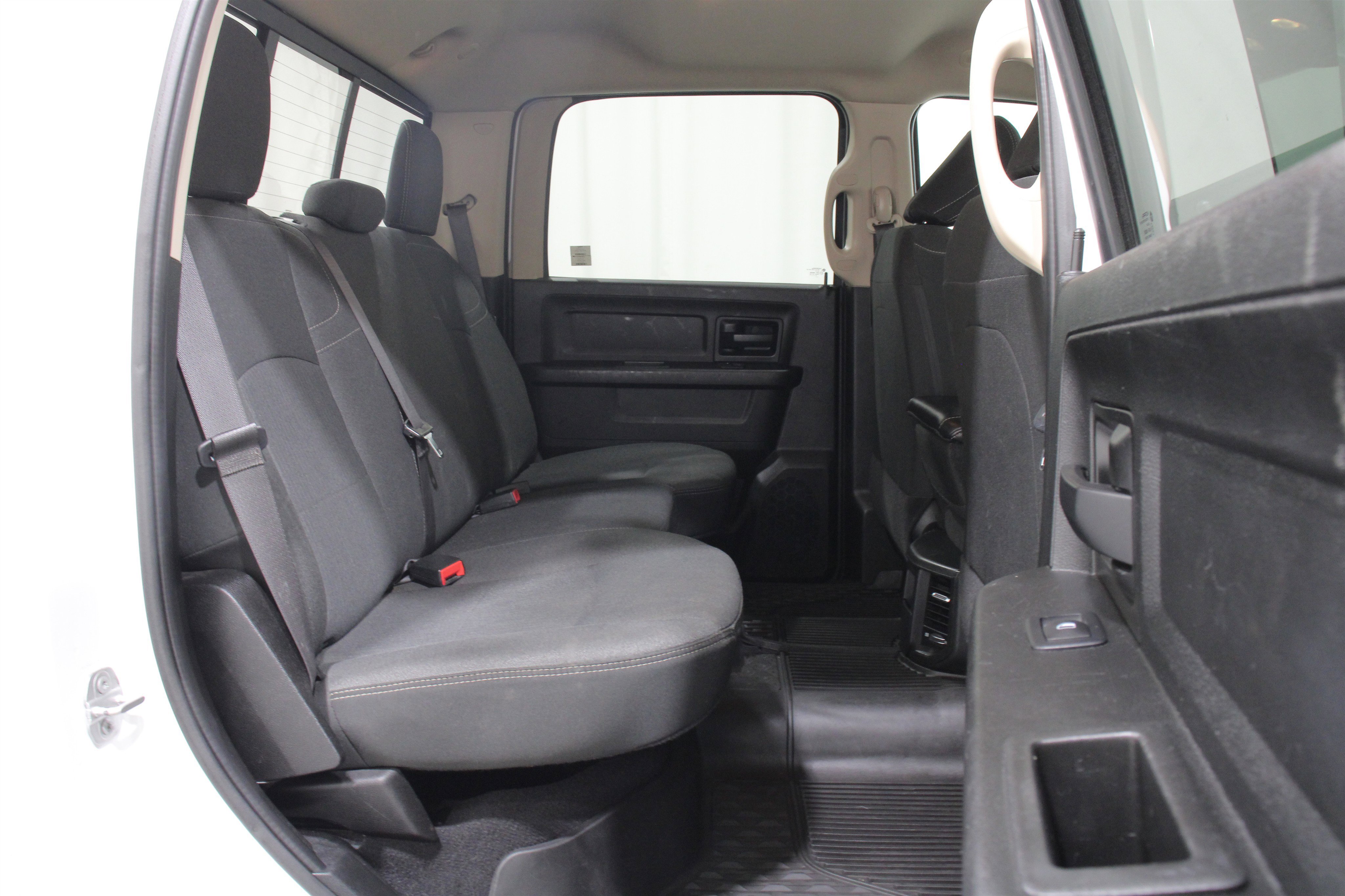 Used 2020 RAM 3500 Tradesman image 25