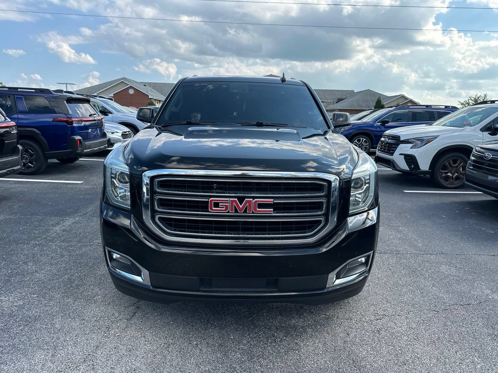 Used 2018 GMC Yukon SLE w/ SLE Value Package AWD/4WD image 5