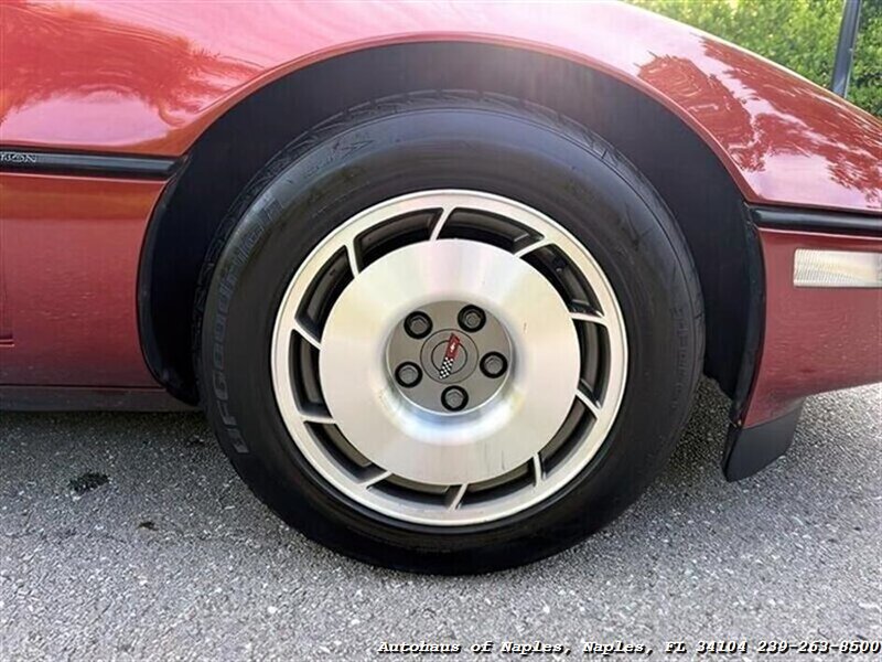 Used 1987 Chevrolet Corvette Convertible RWD image 27