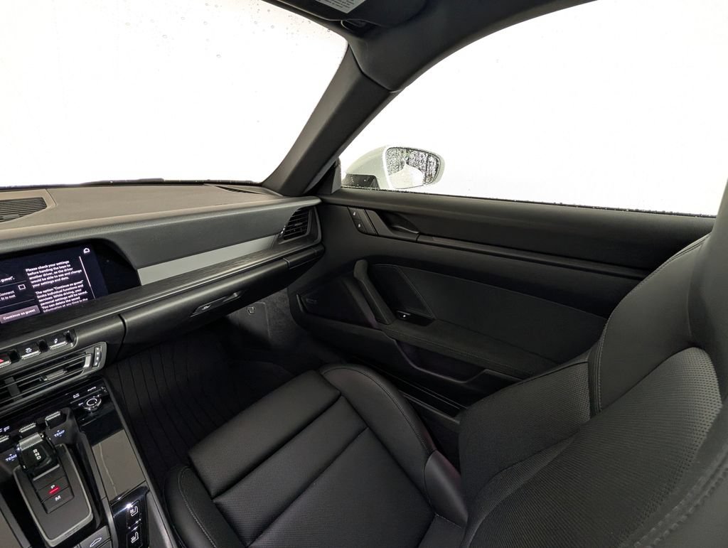 Certified 2023 Porsche 911 Carrera GTS RWD image 20