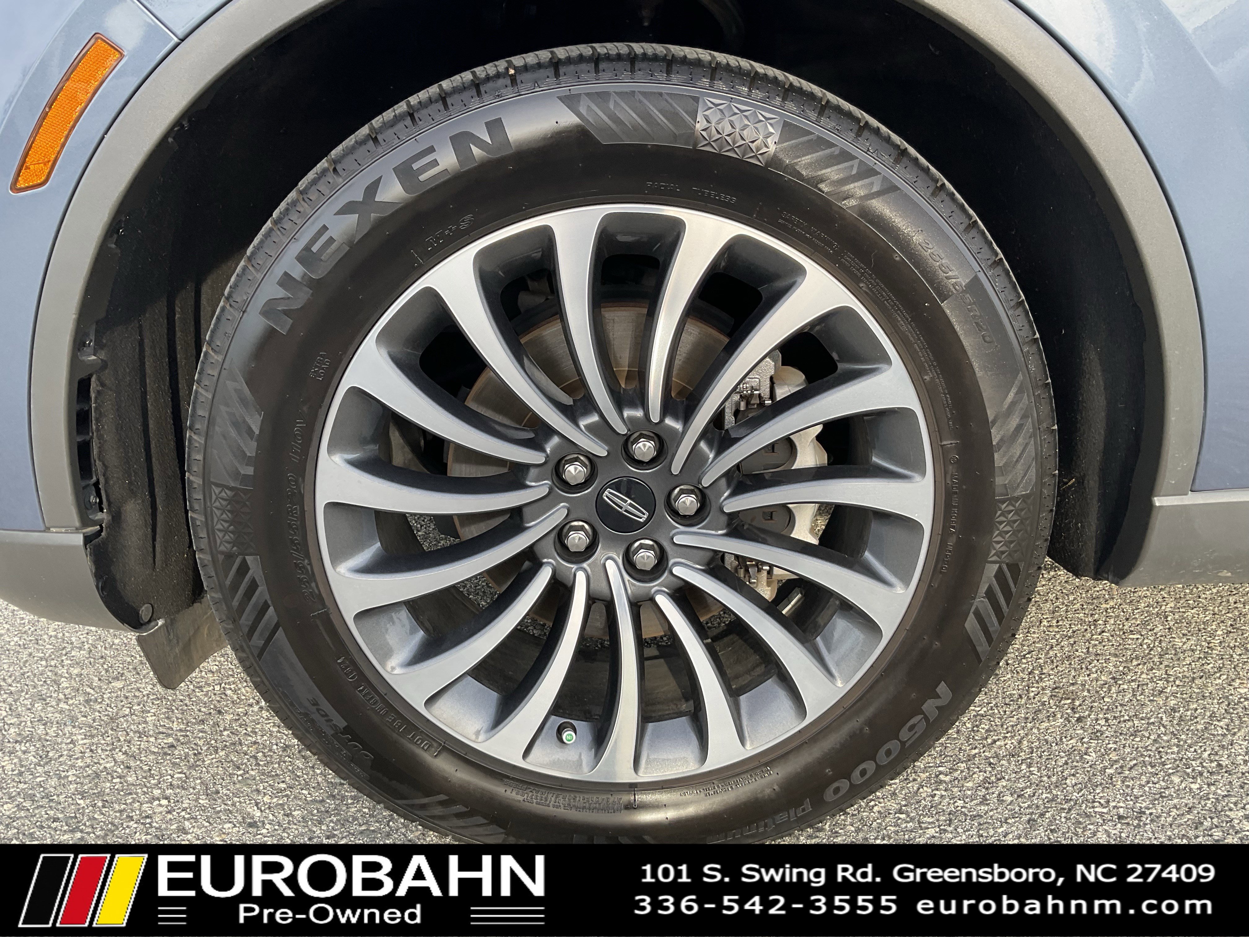 Used 2021 Lincoln Aviator Reserve w/ Elements Package Plus image 35