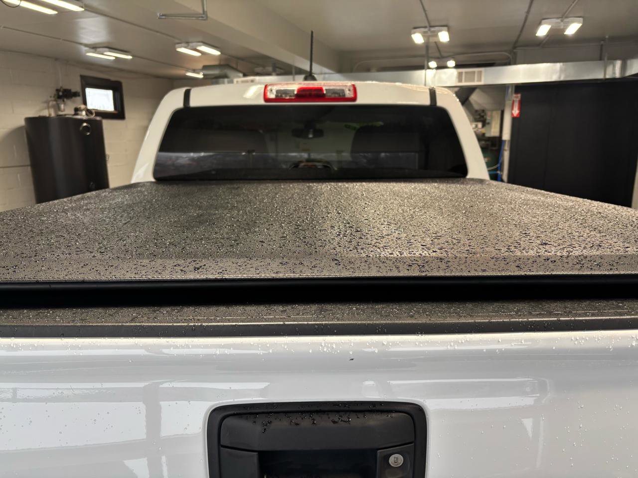 Used 2018 Chevrolet Colorado LT AWD/4WD image 9