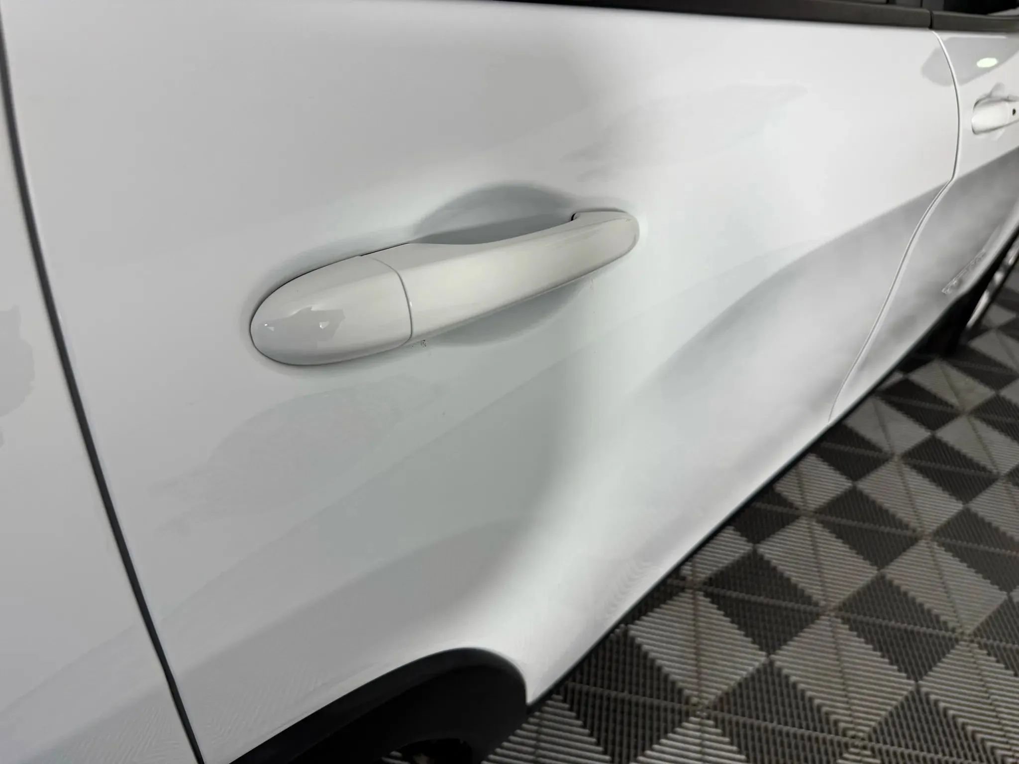Used 2022 Jeep Cherokee Latitude Lux FWD image 30