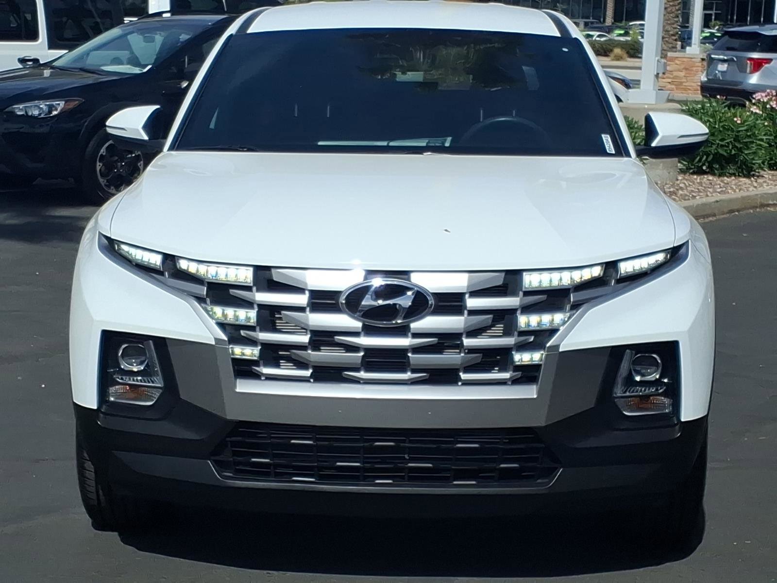 Used 2022 Hyundai Santa Cruz SEL image 2